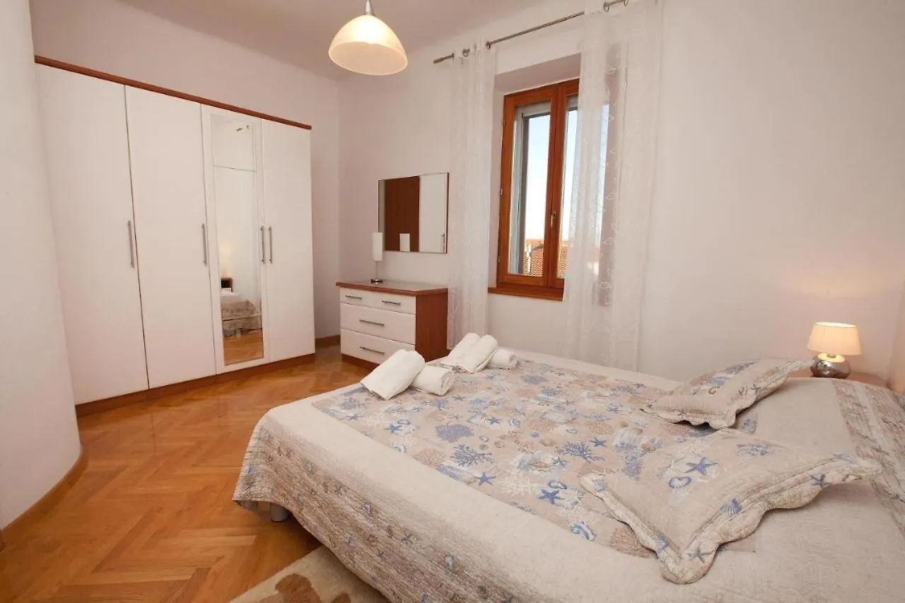 Family Friendly Apartments With A Swimming Pool Preko, Ugljan - 20390